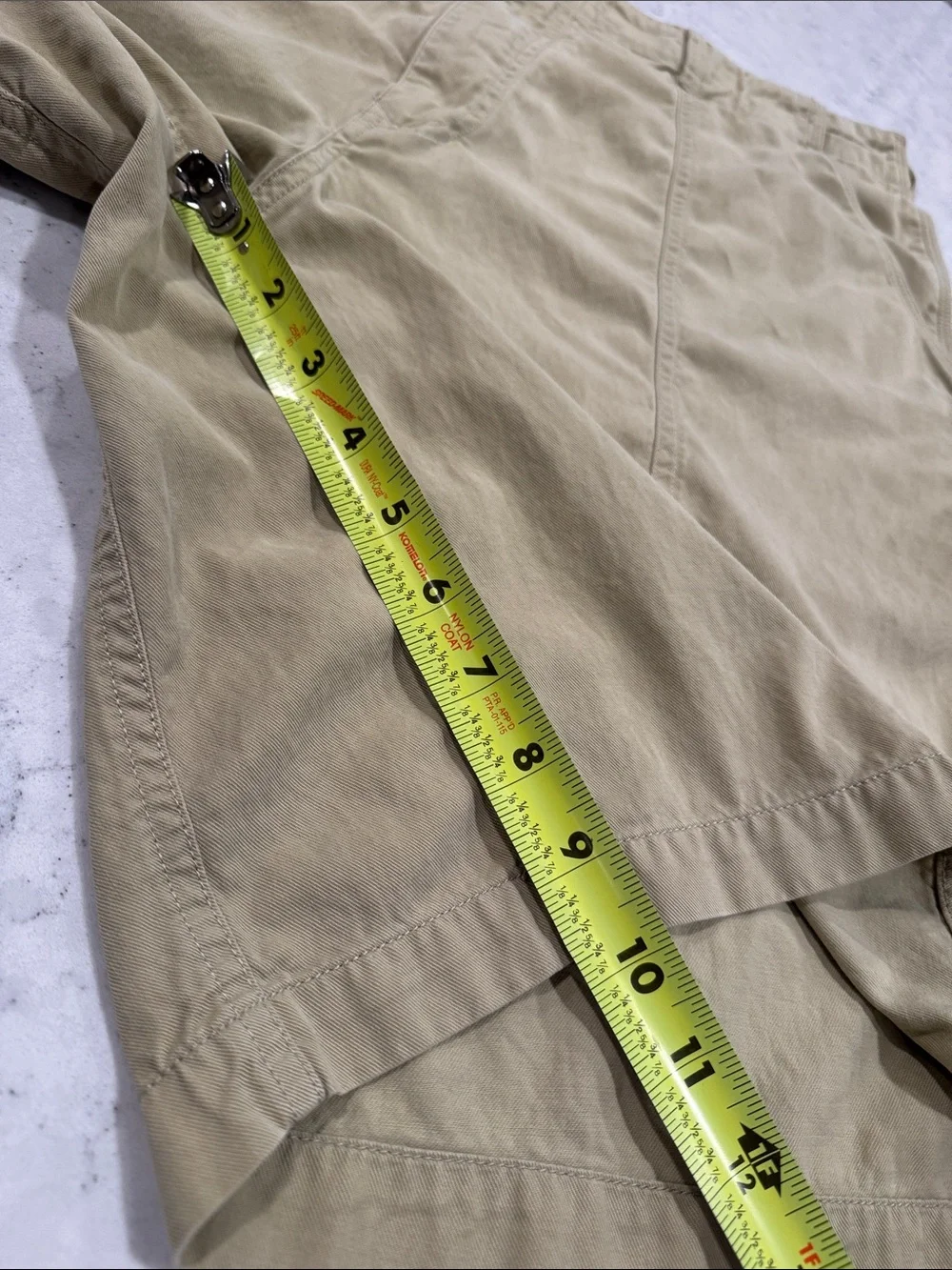 Tommy Bahama Relax Mens 38 Classic Khaki Soft Shorts Multi Pockets Elastic Waist